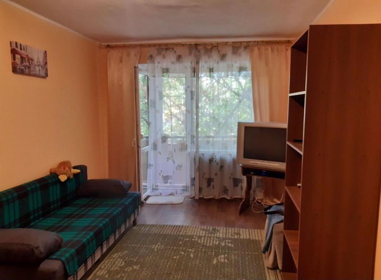 Kvartira Na Krasnova Apartment Oldenburg Bagian luar foto